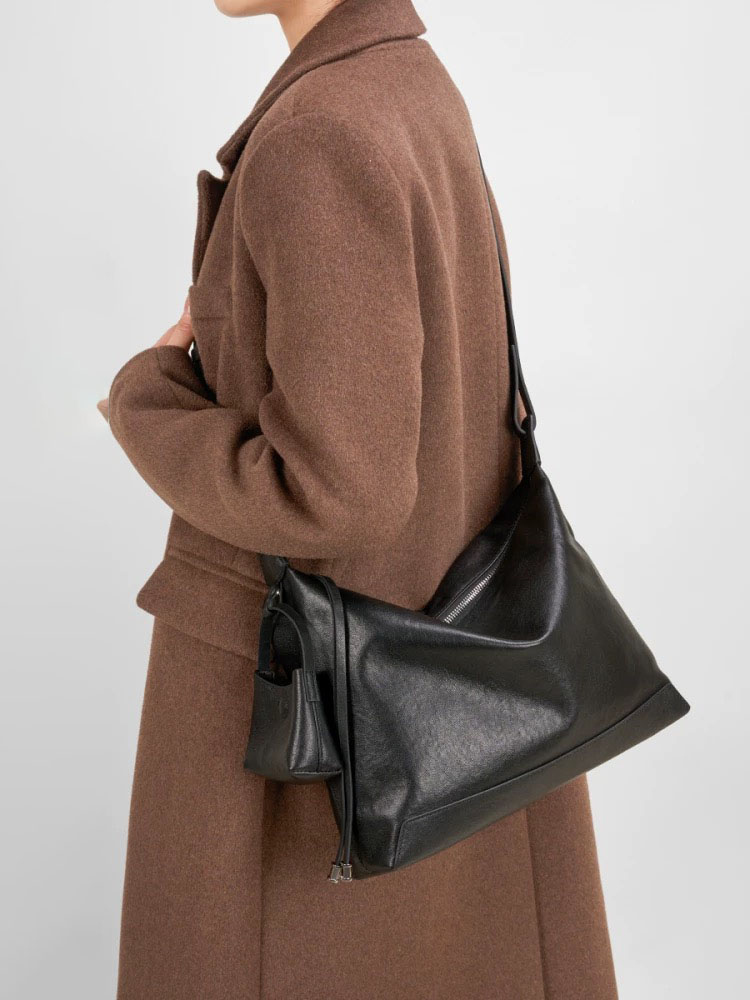 微信图片_20250428110824 Genuine Leather Niche Large Capacity Tote Bag for Women, 2025 New Style, High-Quality Commuting Shoulder Bag/Large Tote Bag - Image 1