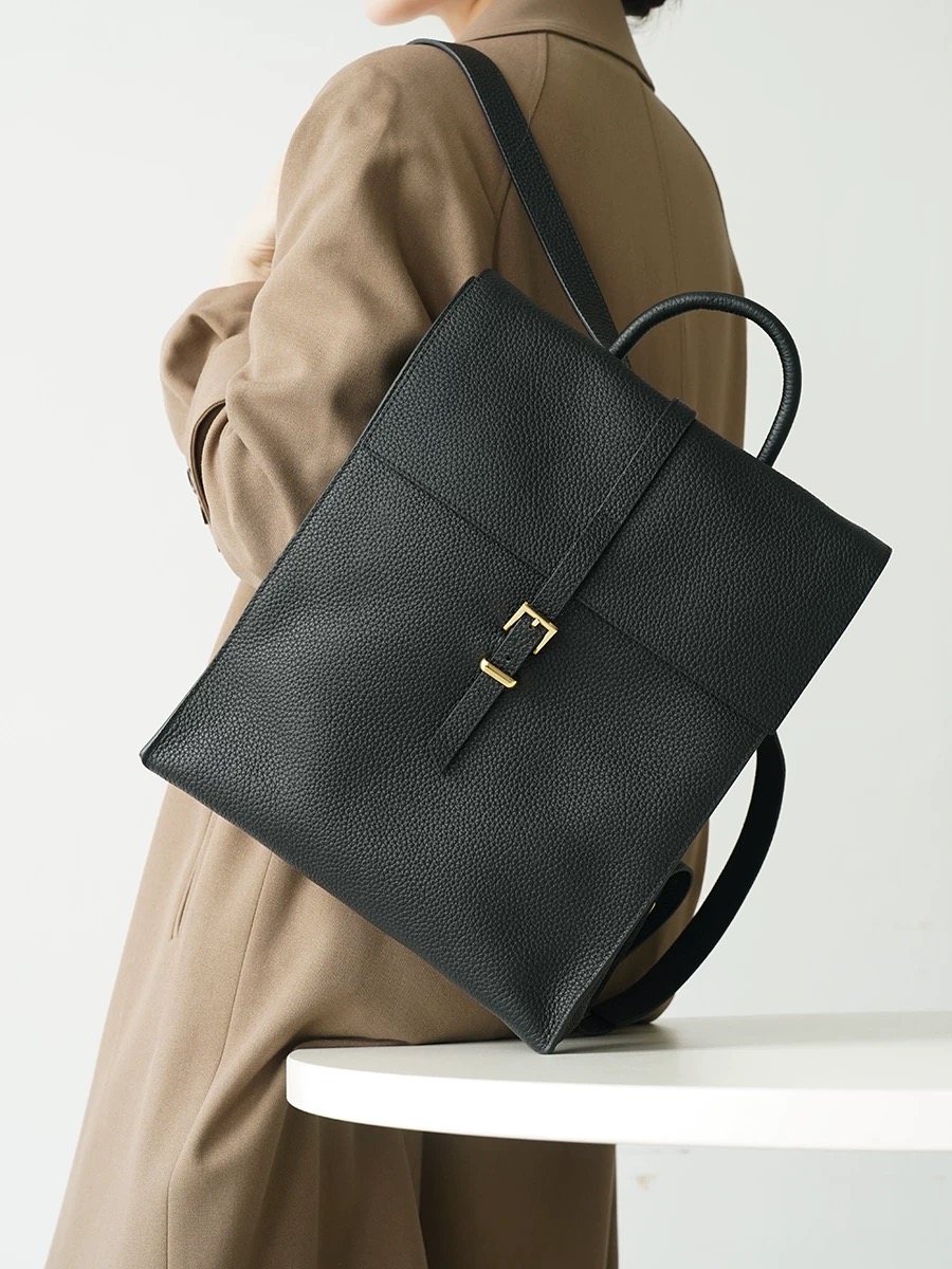 微信图片_20250224152435 2025 New Black Large Capacity Tote Bag Commuter Versatile Shoulder Bag - Image 1